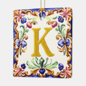 Goldenes Alphabet – Buchstabe K Keramikornament (Links)