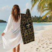 Goldenes Blatt und schwarzer Luxus | Monogramm Strandtuch