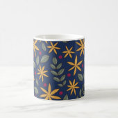 Goldenes Blumenmuster Botanisches Design Kaffeetasse (Mittel)