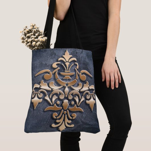 Goldenes Element der barocken Art Tasche (Von Nahem)