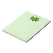 Goldenes grünes Herz mit Kleeblättern Notizblock (Rotiert)