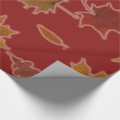 Goldenes Herbst-Blätter auf roter Geschenkpapier (Ecke)