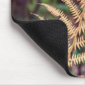 Goldenes Herbstfarnblatt-Exemplar Mousepad (Ecke)
