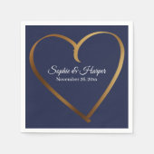 Goldenes Herz um Details, auf Navy Blue Serviette (Vorderseite)