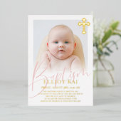 Goldenes Kreuz Pink Script Foto Taufen Foil Folieneinladung (Stehend vorne)