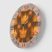 Goldenes Kronenmuster Große Wanduhr (Winkel)