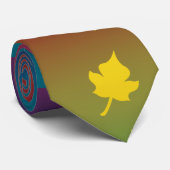 Goldenes Leaf mit Regenbogen - Krawatte (Gerollt)