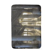 Goldenes Licht durch Badematte (Vorderseite Vertikal)