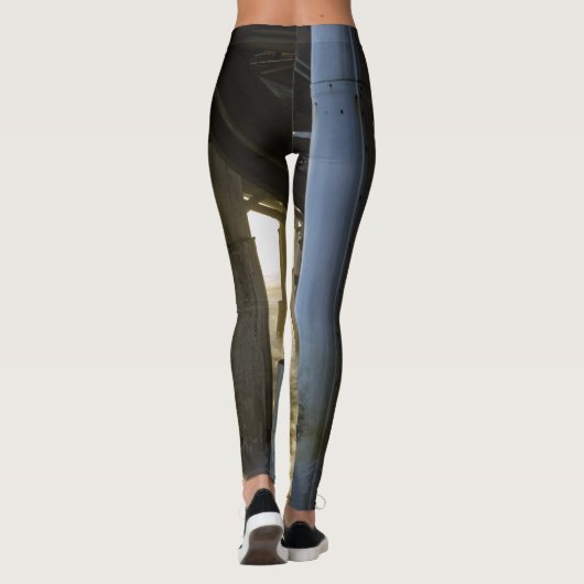 Goldenes Licht durch Leggings (Rückseite)