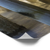 Goldenes Licht durch Poster (Ecke)