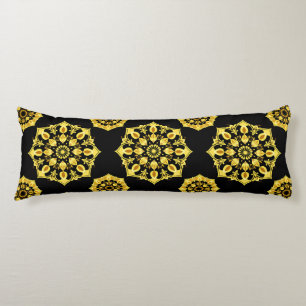 Goldenes Mandala-Design mit symmetrischen Mustern Seitenschläferkissen