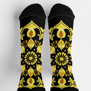 Goldenes Mandala-Design mit symmetrischen Mustern Socken