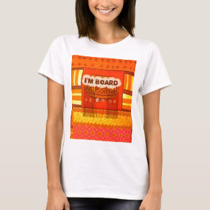 Goldenes Rot Afrikanische Traditionelle Farben Spa T-Shirt