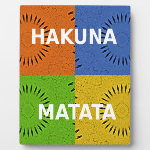 Goldenes Rot Blau Grünes Hakuna Matata Fotoplatte