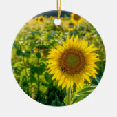 Goldenes Sonnenblumenfeld Keramik Ornament (Vorne)