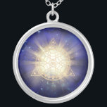 *~* Goldenes Totem - Heilige geometrische Lichtstr Versilberte Kette<br><div class="desc">JEWELRY MIT ABSICHT (R) - Energetisch Enhanced Juwelier. Heiliges geometrisches Dreieck Mandala & 3. Auge plus Licht- und Energiebalken. Seit 2001 habe ich als beruflicher spiritueller Energieheiler den Power der HeilAbsicht gelernt, entwickelt und genutzt. Alle meine JEWELRY WITH INTENTION (R) tragen die heilende Energie der positiven Manifestation. Dieser JEWELRY ist...</div>