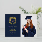 Goldenes Wappen | Eleganter Abschluss Danke Gold Folieneinladung (Stehend vorne)