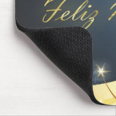 Goldenes Weihnachtsmotiv mit blauem Hintergrund... Mousepad (Ecke)