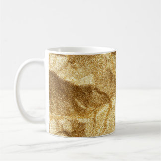 Goldfaltenpapier mit abstraktem Hintergrund.go Kaffeetasse