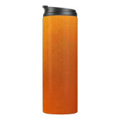Goldfarbe oder Folie auf dem Hintergrund der Wands Thermosbecher (Nach rechts gedreht)