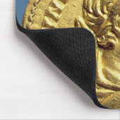 Goldfarbig mit Kopf von Carcalla Trauben Mousepad (Ecke)