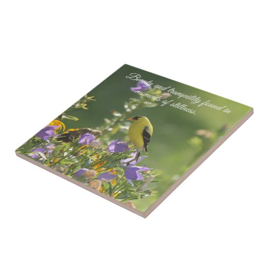 Goldfinch auf einer Harebell-Blume Fliese (Seite)