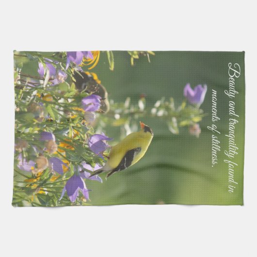 Goldfinch auf einer Harebell-Blume Geschirrtuch (Horizontal)