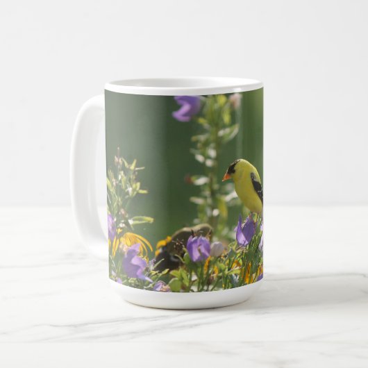 Goldfinch auf einer Harebell-Blume Kaffeetasse (Vorderseite Links)