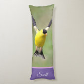 Goldfinch auf einer Harebell-Blume Seitenschläferkissen (Rückseite (Vertikal))