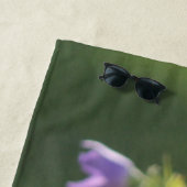 Goldfinch auf einer Harebell-Blume Strandtuch (Beispiel)