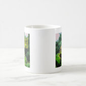 Goldfinch Naher als gestern Kaffeetasse (Mittel)
