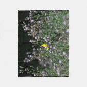 Goldfinch und wild lebende Blume Fleecedecke (Vorderseite)