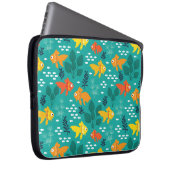 Goldfisch im Aquarium Laptopschutzhülle (Vorne Rechts)