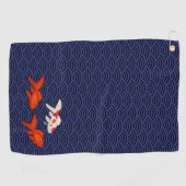 Goldfish auf Seigaiha Pattern Japanisch Golfhandtuch (Horizontal)