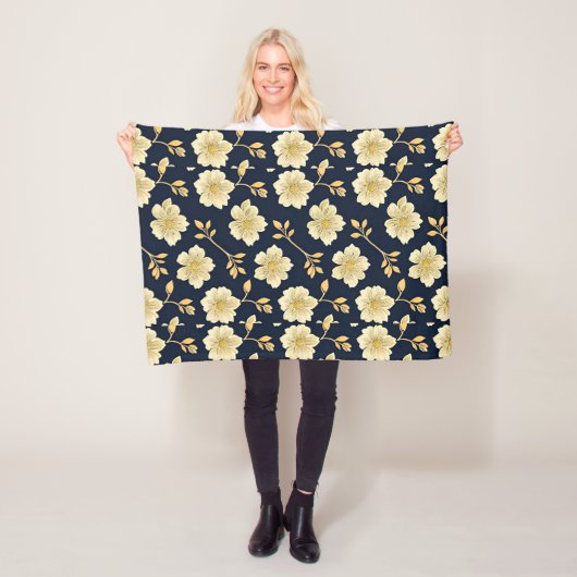 Goldflorale Motive Fleecedecke (Beispiel)