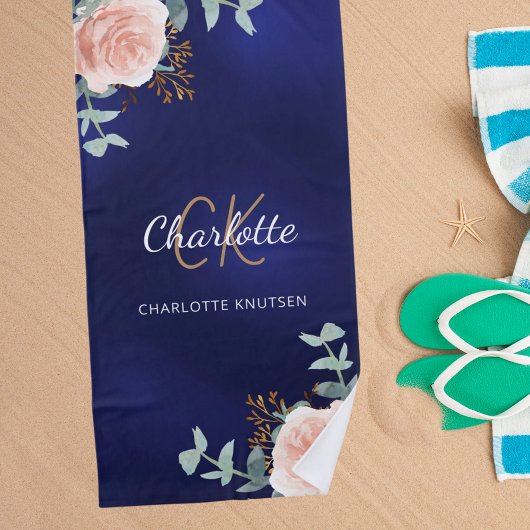Goldfloralen der Navy-Rose-Monogramm-Initialen Strandtuch