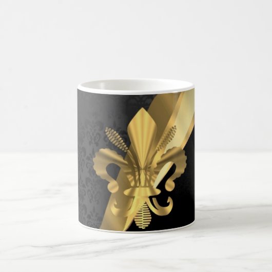 Goldflöte von Lys in schwarz Kaffeetasse (Mittel)