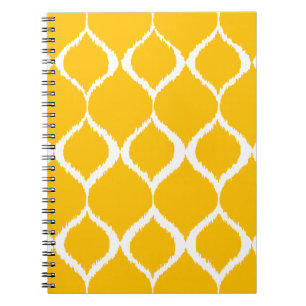 Goldgelbes geometrisches Ikat-Stammesdruckmuster Notizblock