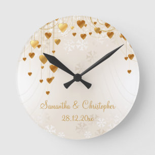 Goldherzen und -schneeflocken, die Memento Wedding Runde Wanduhr