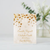 Goldherzen und Schneeflocken Save the Date Ankündigungspostkarte (Stehend Vorderseite)
