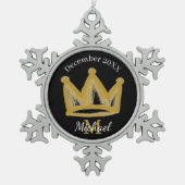 Goldkrone Graffiti Schneeflocken Zinn-Ornament (Vorderseite)