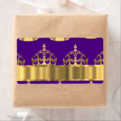 Goldkronen auf lila (Insitu)