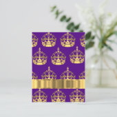 Goldkronen auf Lila Postkarte (Stehend Vorderseite)