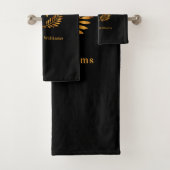Goldlachfalenname Monogramm Badhandtuch Set (Insitu)