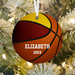 Goldmädchen Jungs halten Basketball Ornament Aus Metall
