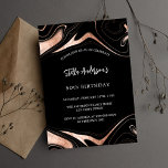 Goldmarmor aus schwarzer Rose - Moderner Geburtsta Einladungspostkarte<br><div class="desc">Ein schwarzer Hintergrund. Dekoriert mit goldenen Marmorvenen aus Rose. Personalisieren Sie Ihren Namen und Ihre Party-Daten und fügen Sie diese hinzu. Weißer Text.</div>