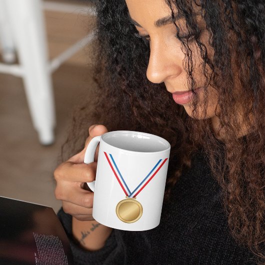 Goldmedaille auf einer Tasse von Lissabon
