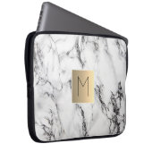 Goldmonogramm auf Marmor Laptopschutzhülle (Vorne Rechts)