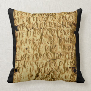 Goldplatte mit "langatmiger" Etruscan Aufschrift Kissen