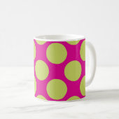 Goldpolka-Punkte auf rosa Kaffeetasse (VorderseiteRechts)